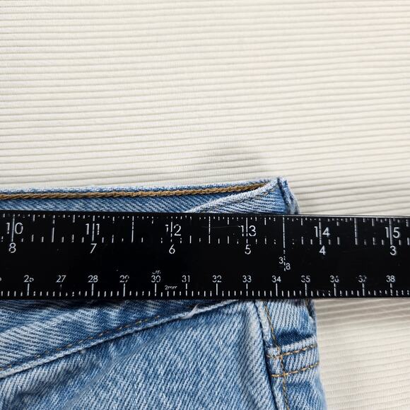 Levi's Premium High Rise Wedgie Icon Ankle Distressed Jeans Women's Size 26 - Picture 2 of 8